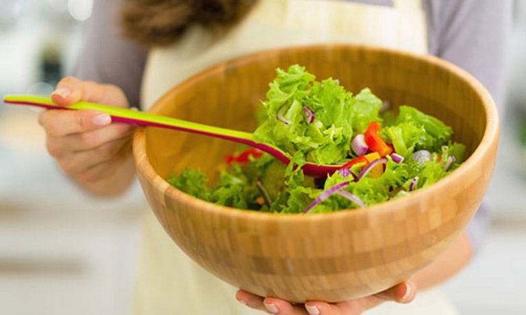 Nên bổ sung rau xanh vào khẩu phần ăn hàng ngày giúp nâng cao sức đề kháng