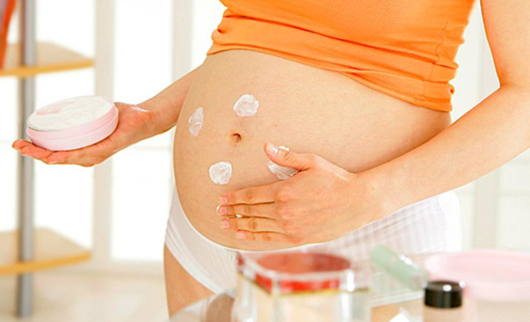 Bị dị ứng mỹ phẩm khi mang thai có ảnh hưởng đến thai nhi không?