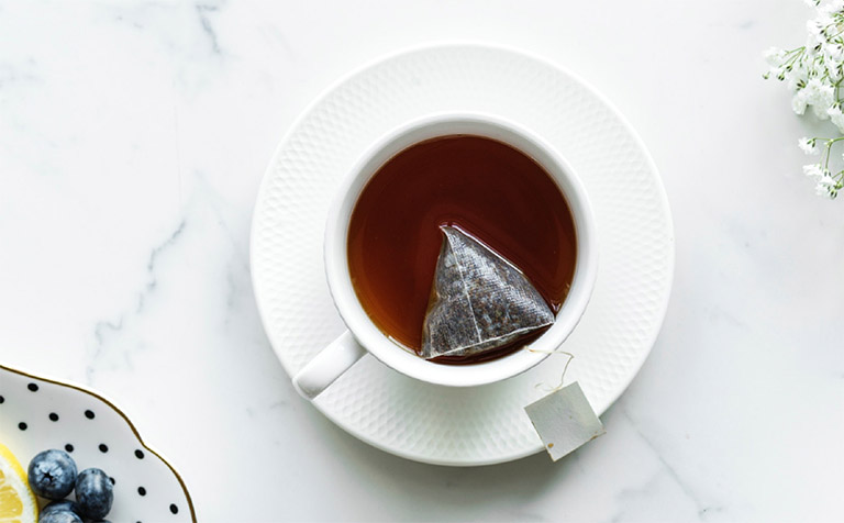 Cách chữa nhiệt miệng nhanh nhất tại nhà bằng cách dùng bã trà túi lọc