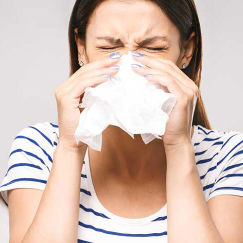 Bệnh Viêm Mũi Dị Ứng Máy Lạnh Có Nguy Hiểm Không? Nên Xử Lý Ra Sao?