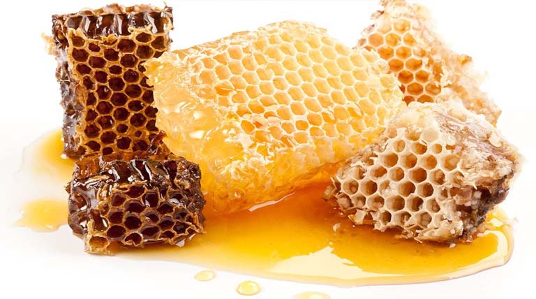 cách chữa viêm tai giữa tại nhà cho trẻ bằng sáp ong