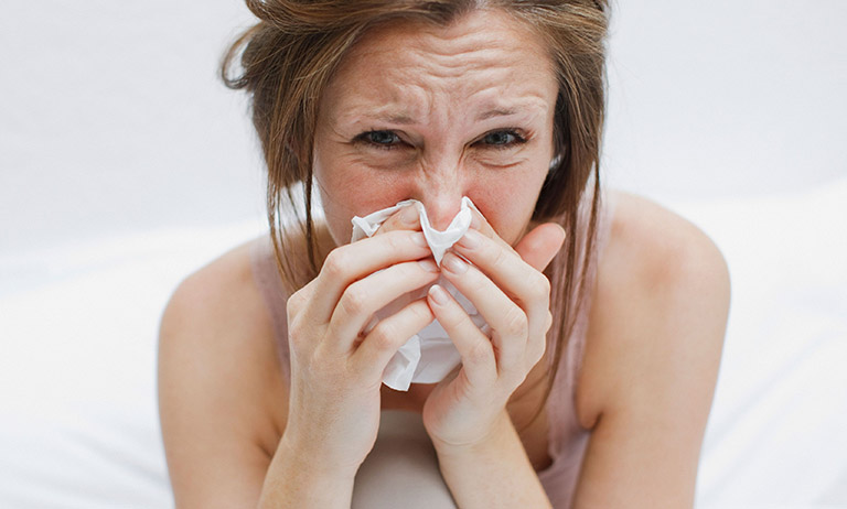 Hướng dẫn các cách điều trị polyp mũi tại nhà
