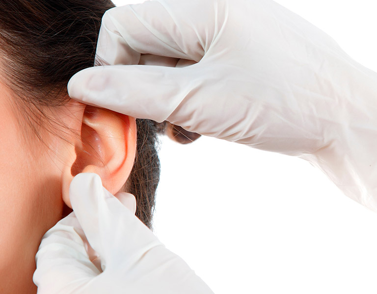 chẩn đoán viêm tai giữa ứ dịch